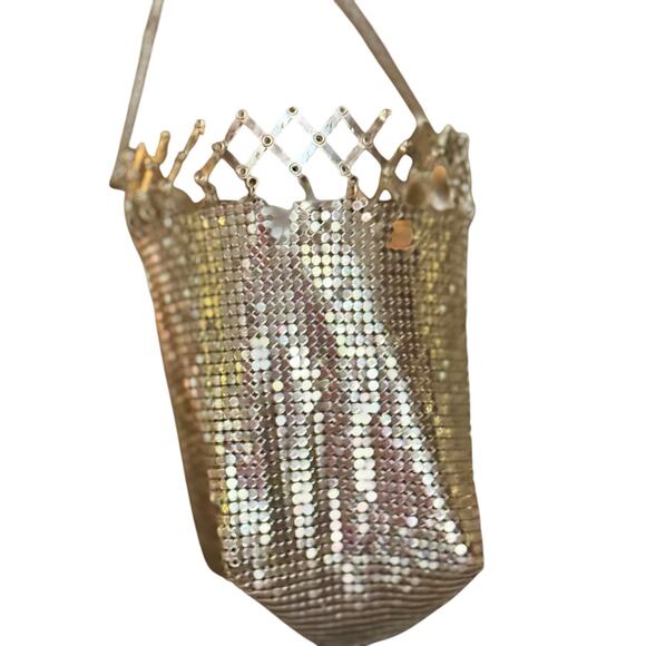 Vintage Mesh Accordion Evening Purse with Gated Top - Picture 2 of 4